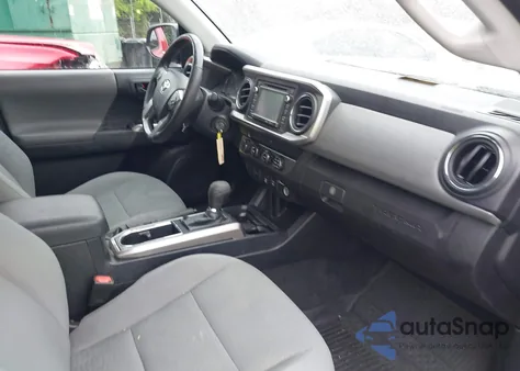 2019 Toyota Tacoma Sr5 V6 z USA, uszkodzony, nr VIN 3TMCZ5AN0KM242359